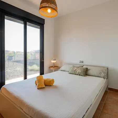 Casa Pez Piscina, Terrazas Y Slow Life Junto Al Mar Holiday home *